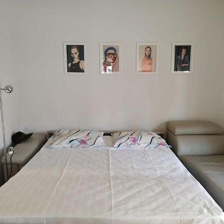 Fully Renovated, Family-Friendly Apartment, Next To A Huge Green Park, In Athens Center Экстерьер фото