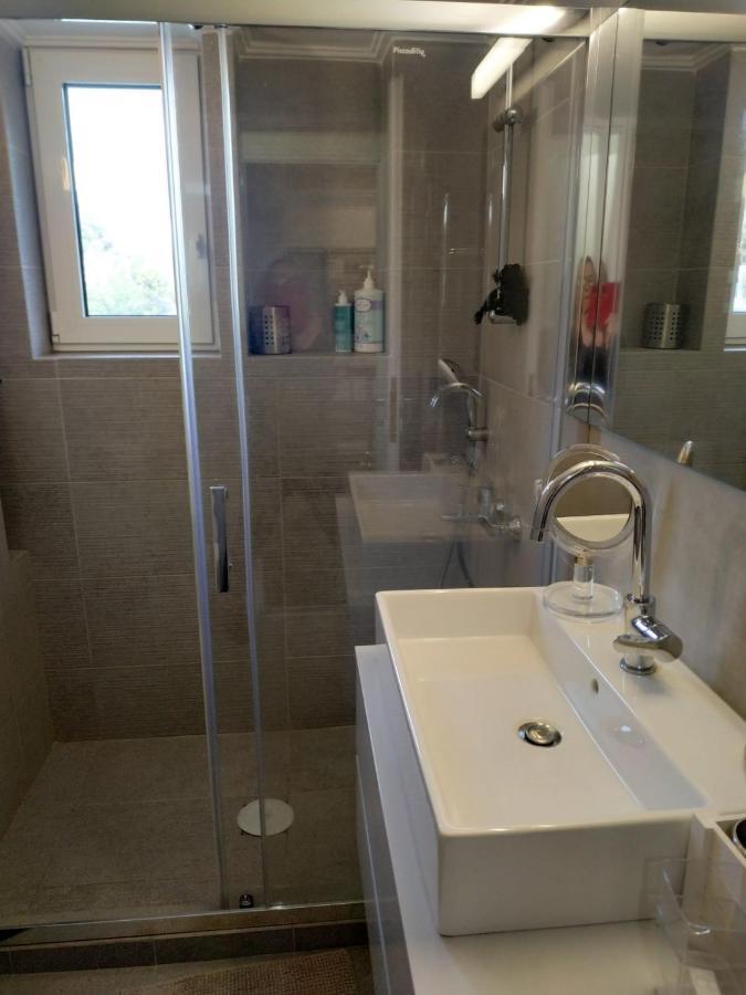 Fully Renovated, Family-Friendly Apartment, Next To A Huge Green Park, In Athens Center Экстерьер фото